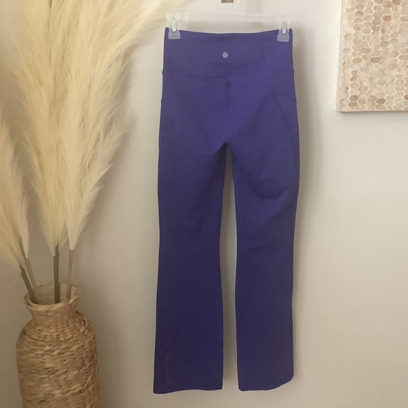 Athleta Ranier Bootcut Yoga Pant Size XS - Picture 5 of 14